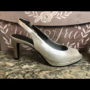 Lifestride Peep Toe Heel
